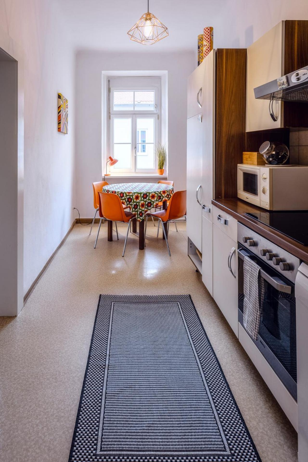 Sunny Citycenter Apartment - Graz Main Station Kültér fotó